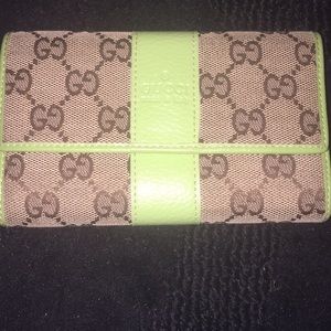 Authentic Gucci wallet